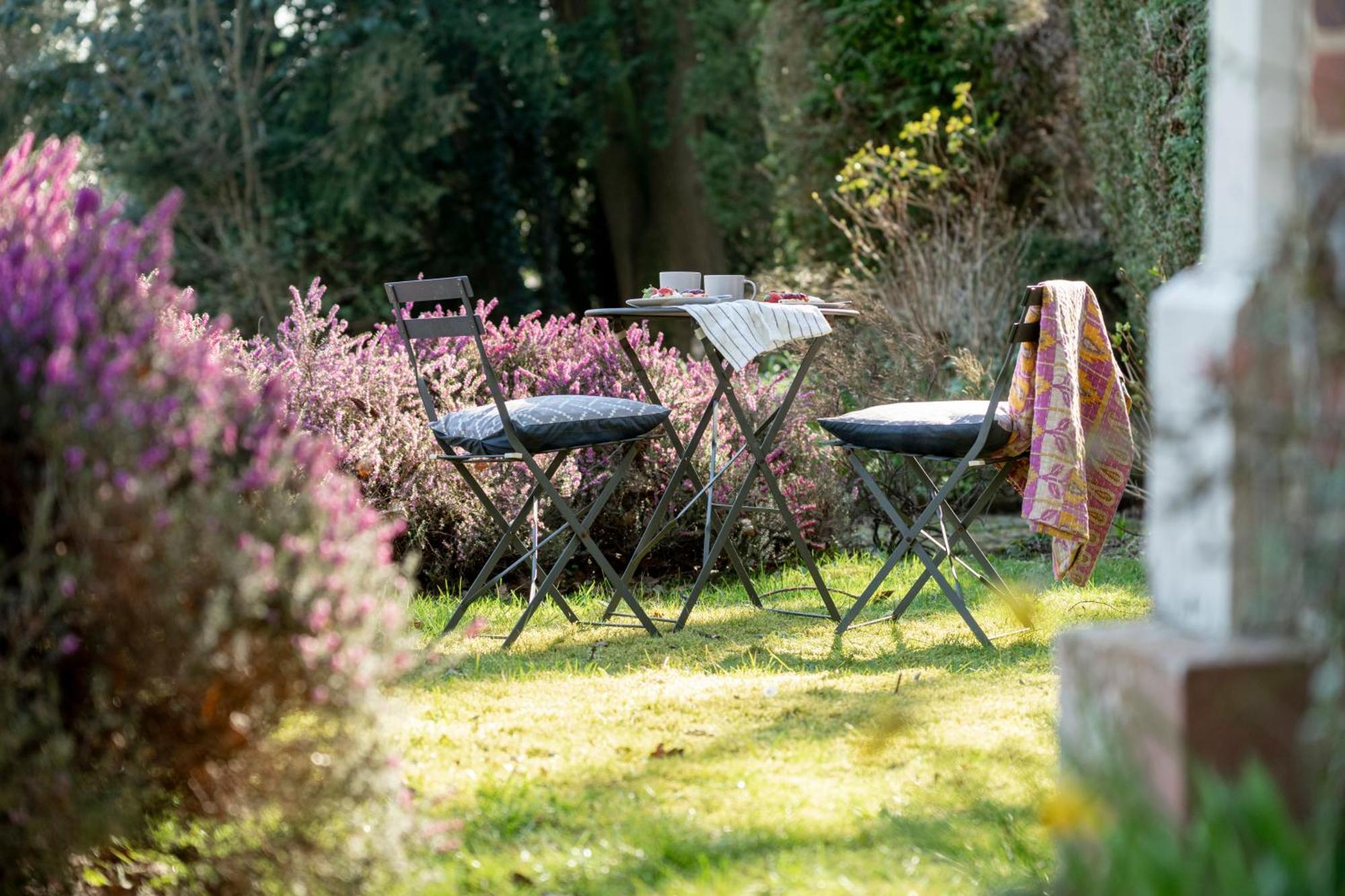 Old Mill Lodge By Huluki Sussex Stays Hurstpierpoint Esterno foto