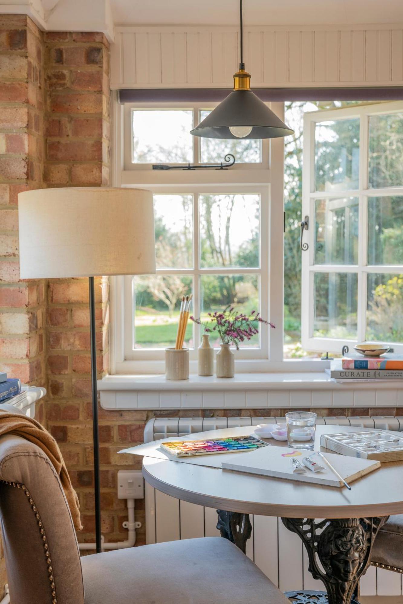 Old Mill Lodge By Huluki Sussex Stays Hurstpierpoint Esterno foto